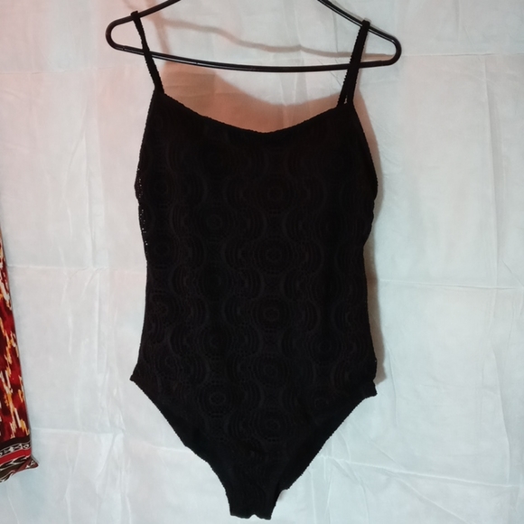 Bathing suit - Picture 1 of 1